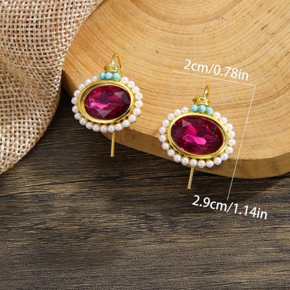 💎 Vintage Look Earrings 💎 - Picture 2 of 5